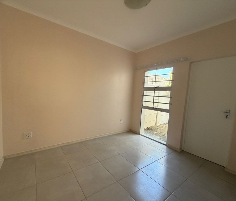 2 Bedroom Property for Sale in Anchorage Park Western Cape
